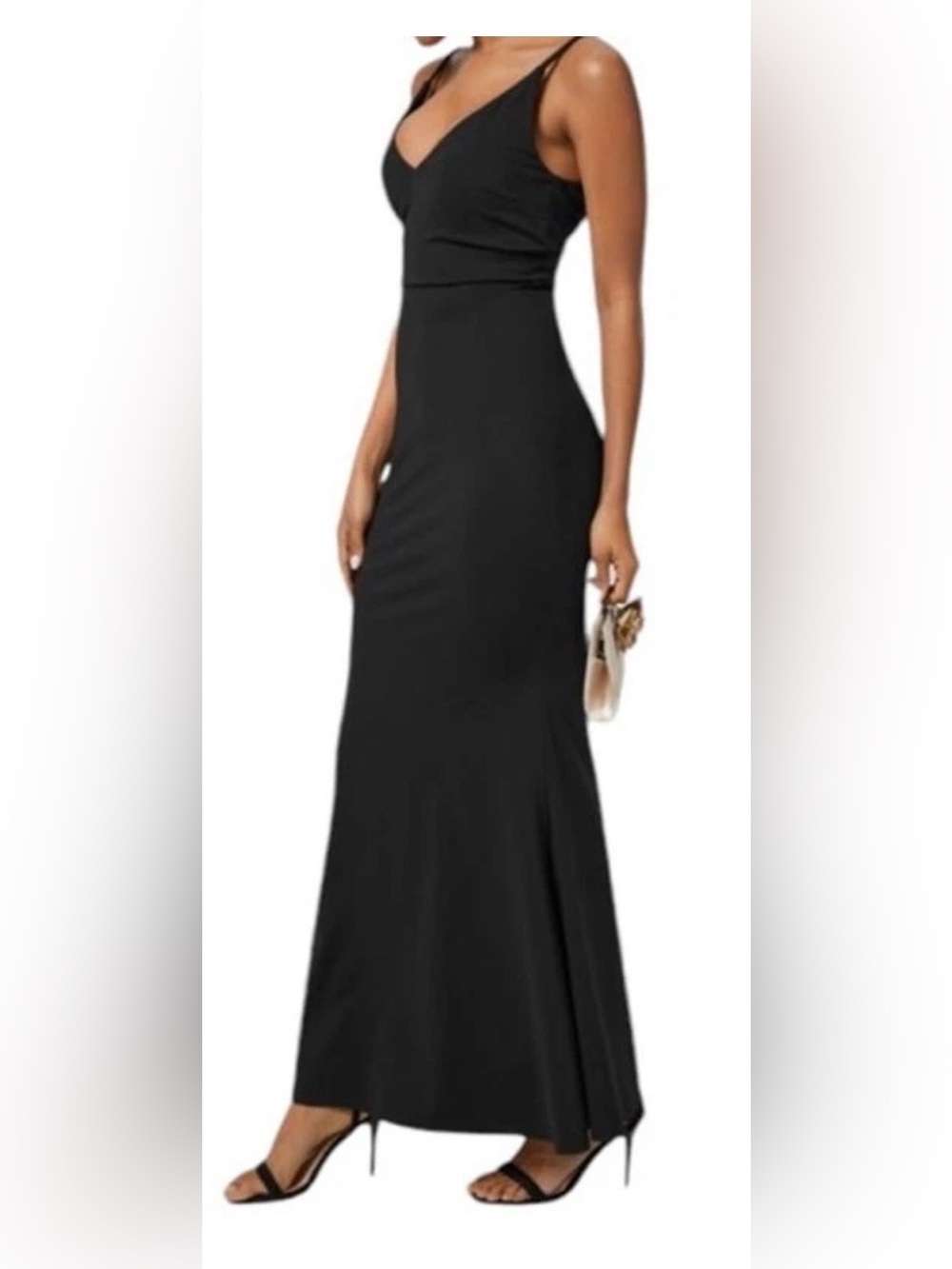 HALARA Black Sleeveless Maxi Gown